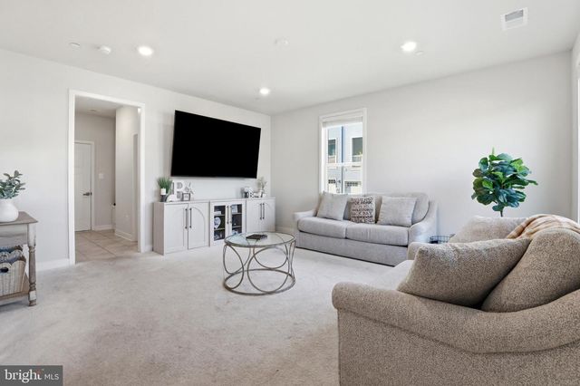 10120 STONECAT MEWS, New Market, MD 21774