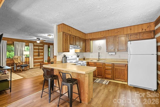 237 Biltmore Circle, Bryson City, NC 28713