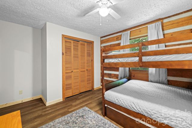 237 Biltmore Circle, Bryson City, NC 28713