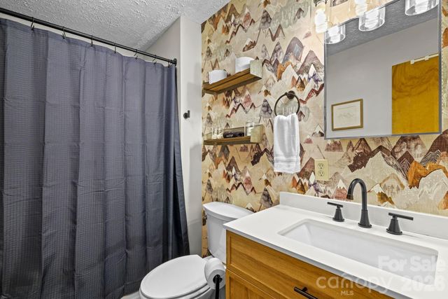 237 Biltmore Circle, Bryson City, NC 28713