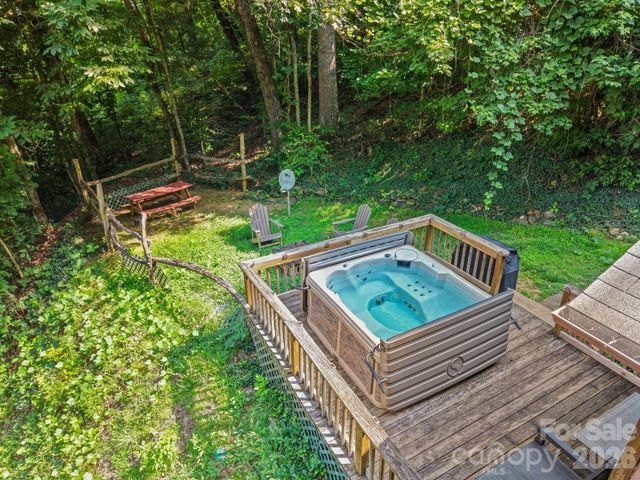 237 Biltmore Circle, Bryson City, NC 28713