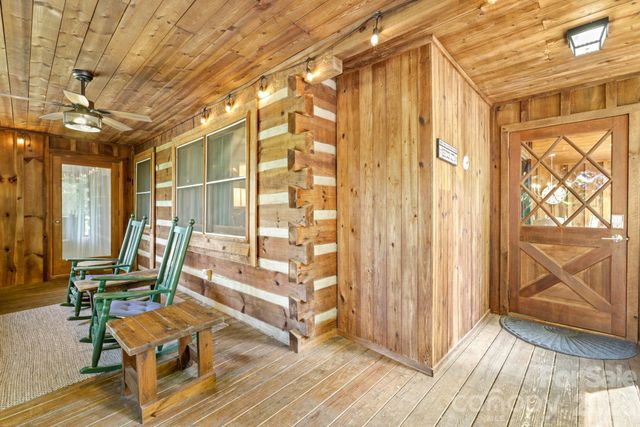 237 Biltmore Circle, Bryson City, NC 28713