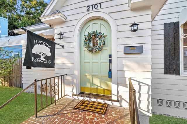 2101 BURLINGTON AVENUE N, St Petersburg, FL 33713