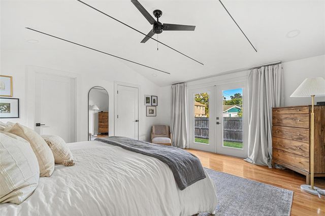 2101 BURLINGTON AVENUE N, St Petersburg, FL 33713