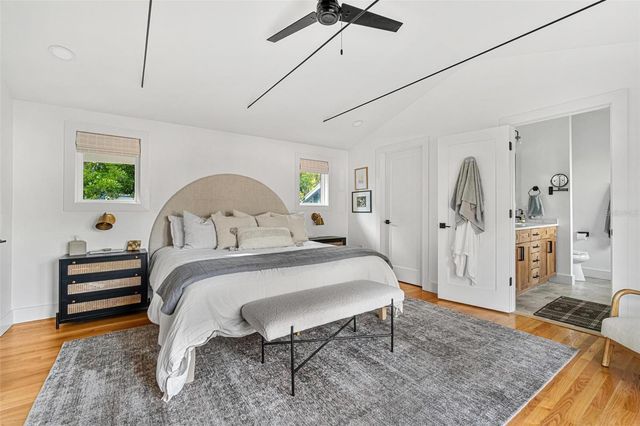 2101 BURLINGTON AVENUE N, St Petersburg, FL 33713