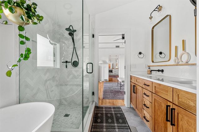 2101 BURLINGTON AVENUE N, St Petersburg, FL 33713