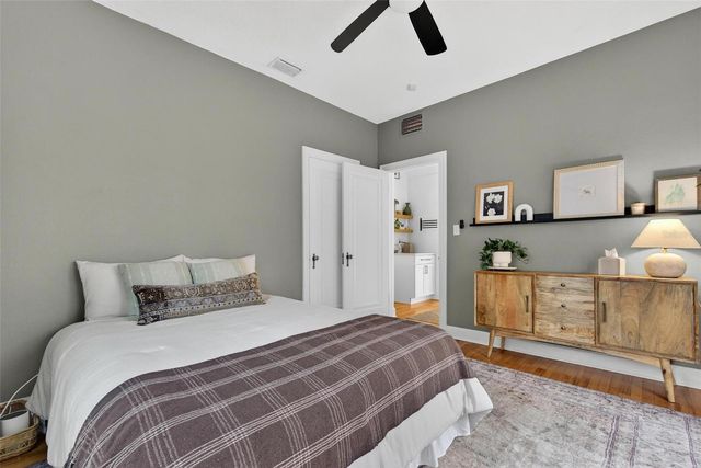 2101 BURLINGTON AVENUE N, St Petersburg, FL 33713