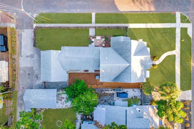 2101 BURLINGTON AVENUE N, St Petersburg, FL 33713