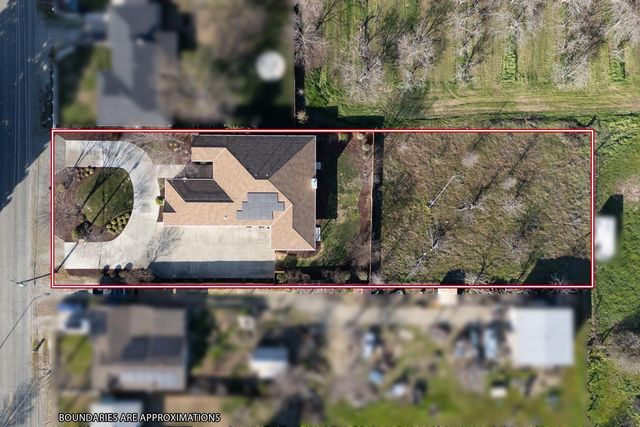 1983 Hooper Rd, Yuba City, CA 95993