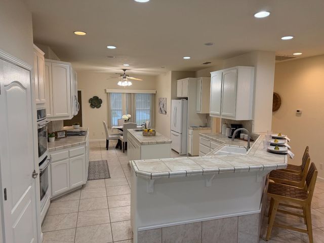 1983 Hooper Rd, Yuba City, CA 95993