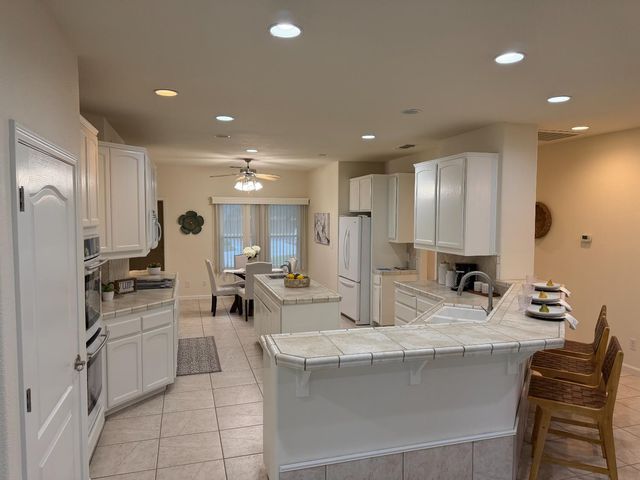 1983 Hooper Rd, Yuba City, CA 95993