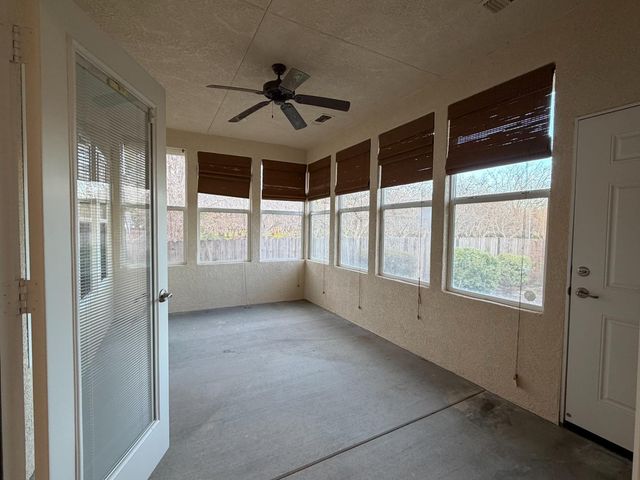 1983 Hooper Rd, Yuba City, CA 95993