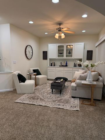 1983 Hooper Rd, Yuba City, CA 95993