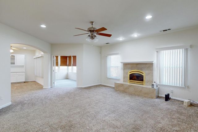 1983 Hooper Rd, Yuba City, CA 95993