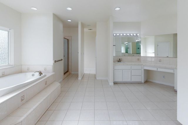 1983 Hooper Rd, Yuba City, CA 95993