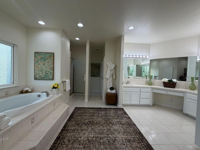 1983 Hooper Rd, Yuba City, CA 95993