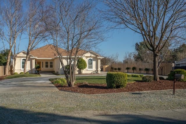 1983 Hooper Rd, Yuba City, CA 95993