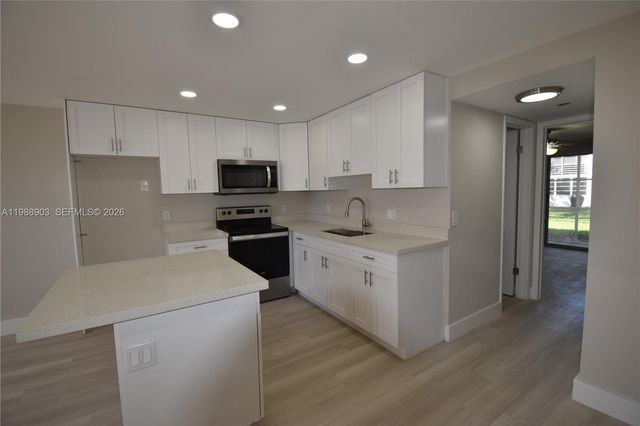 152 Ventnor J 152, Deerfield Beach, FL 33442