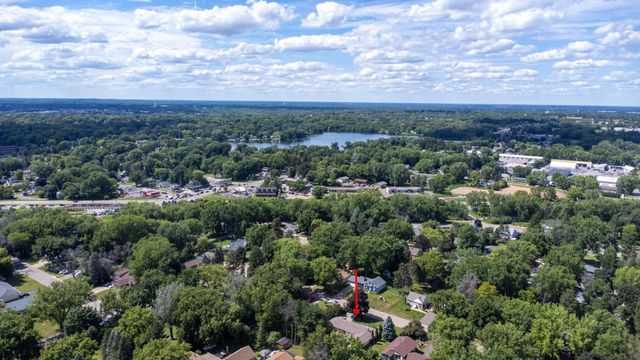 6177 Upper 48th Street N, Oakdale, MN 55128