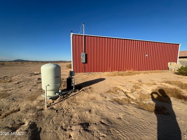 9600 S 393RD Avenue, Tonopah, AZ 85354