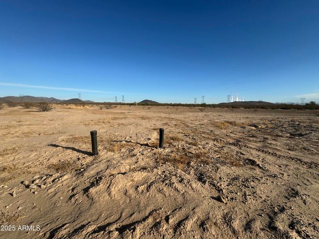 9600 S 393RD Avenue, Tonopah, AZ 85354