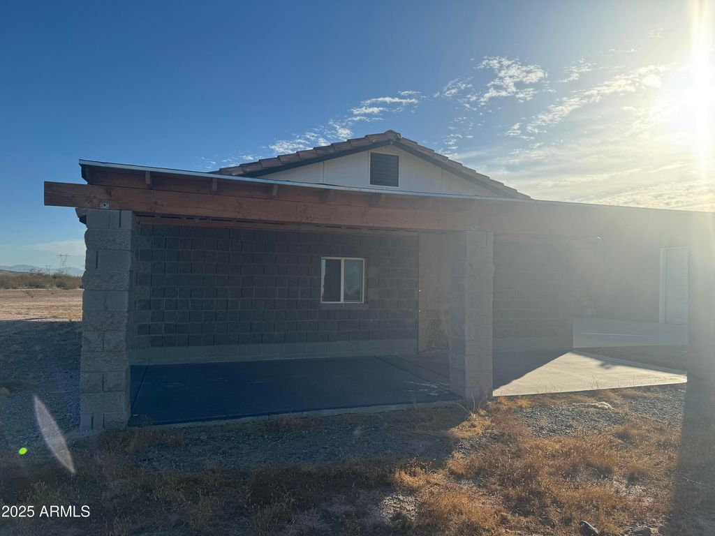 9600 S 393RD Avenue, Tonopah, AZ 85354