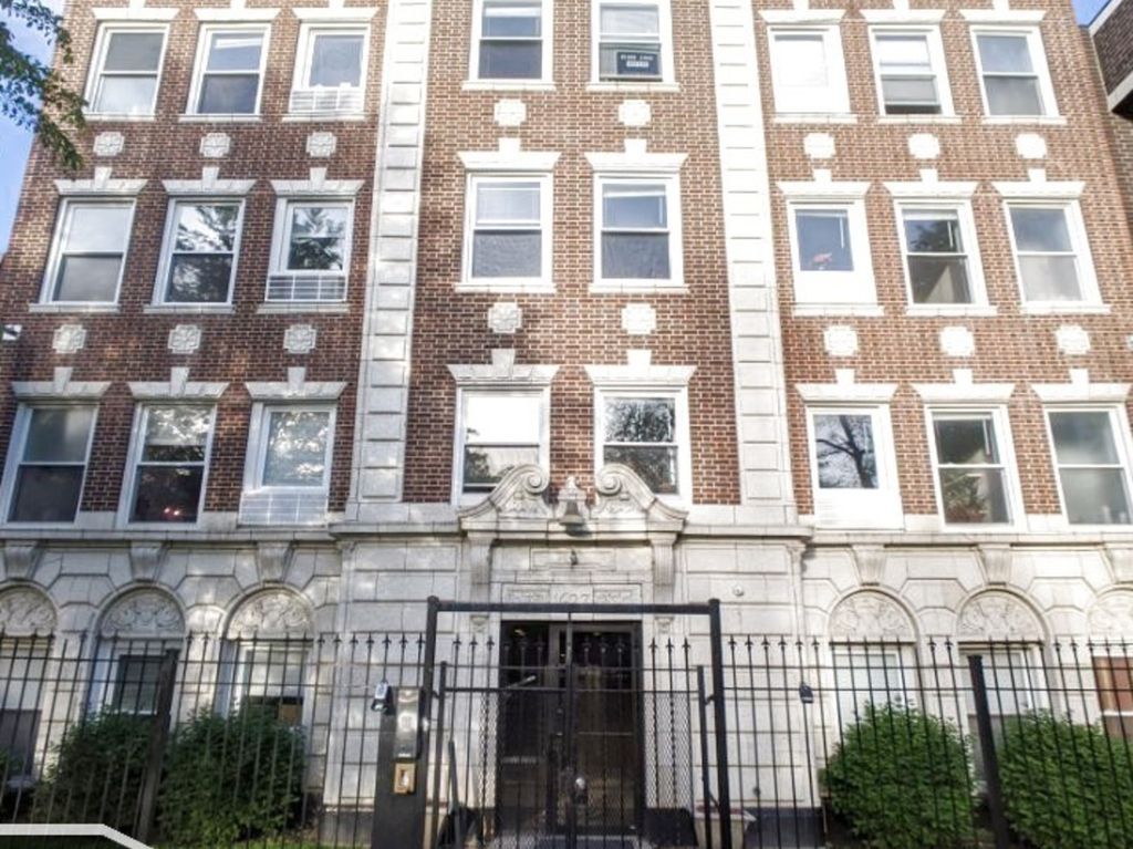 1627 N Humboldt Boulevard 3J, Chicago, IL 60647