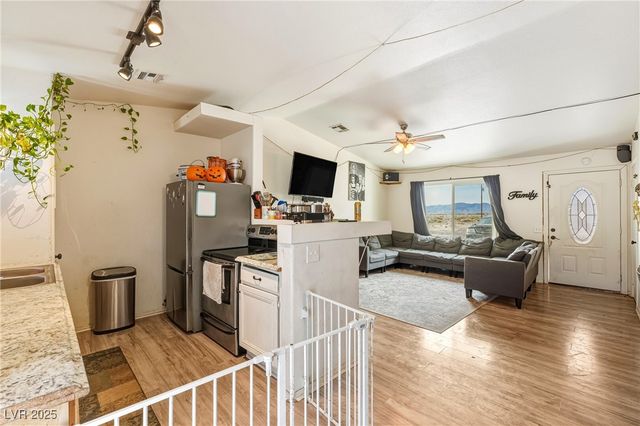 6321 Glencove Avenue, Pahrump, NV 89060