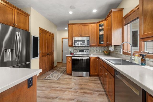 N8177 BIG LAKE LANE, Sherwood, WI 54169