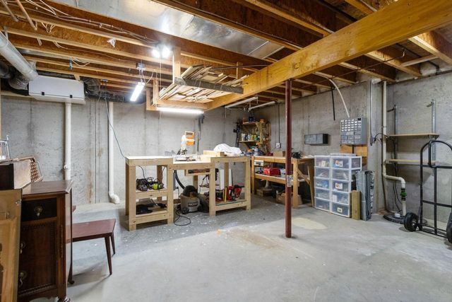 N8177 BIG LAKE LANE, Sherwood, WI 54169