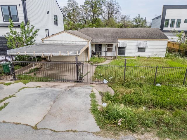 7121 England Street, Houston, TX 77021