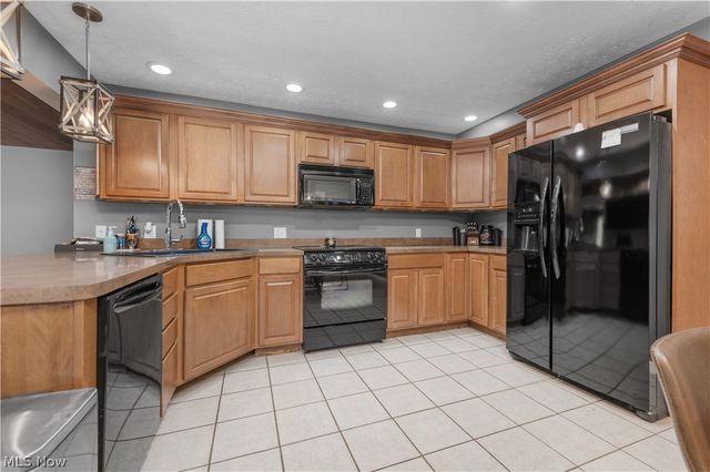 9416 State Route 60, Wakeman, OH 44889