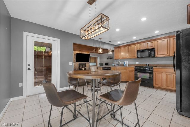 9416 State Route 60, Wakeman, OH 44889