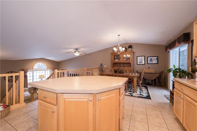 3012 West Ridge Drive, Eau Claire, WI 54703