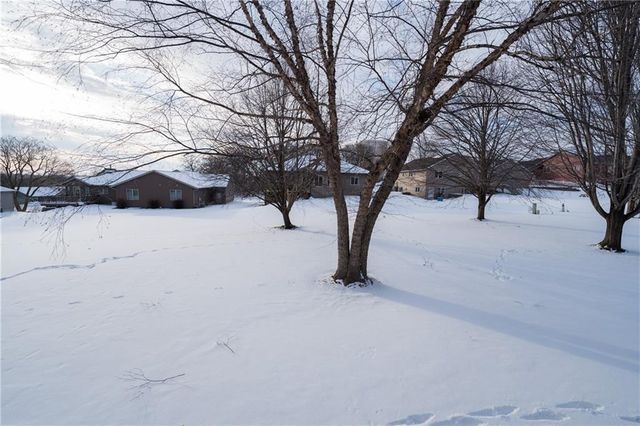 3012 West Ridge Drive, Eau Claire, WI 54703