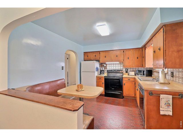 3001 Sunset Dr, Evans, CO 80620