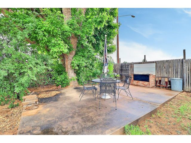 3001 Sunset Dr, Evans, CO 80620