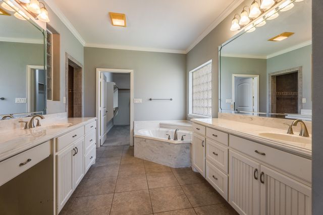 2009 Canaveral Court, Granbury, TX 76048