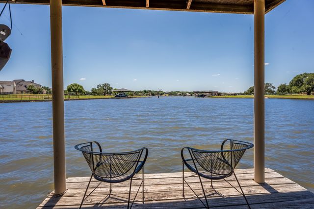 2009 Canaveral Court, Granbury, TX 76048