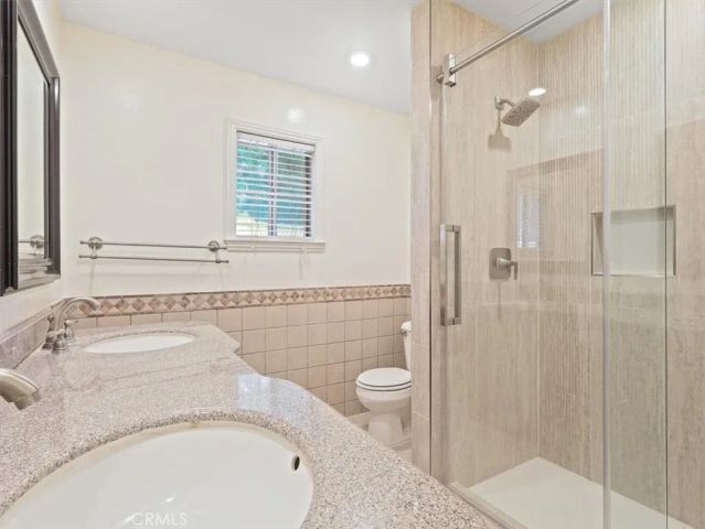 8501 Enfield Avenue, Northridge, CA 90011