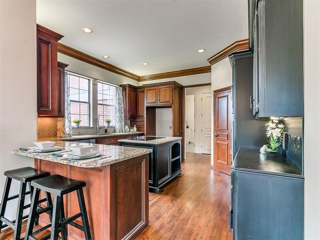 2917 Kingwood Drive, Edmond, OK 73013