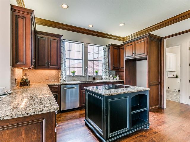 2917 Kingwood Drive, Edmond, OK 73013