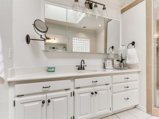 2917 Kingwood Drive, Edmond, OK 73013