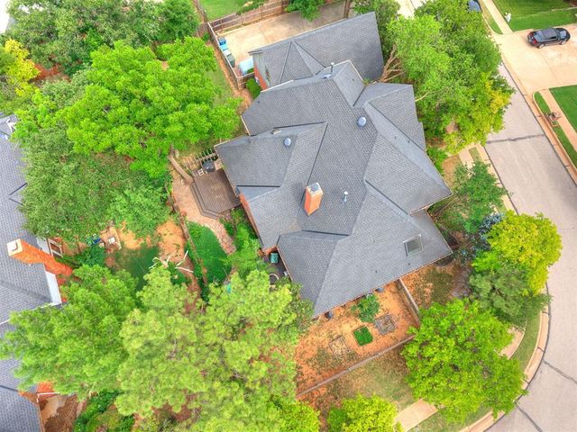 2917 Kingwood Drive, Edmond, OK 73013