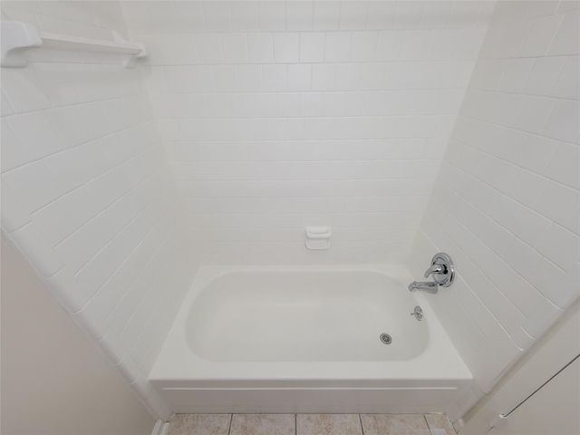 7907 Rumbling Wood Court, Houston, TX 77086