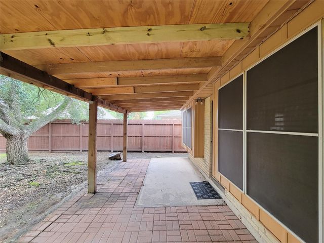 7907 Rumbling Wood Court, Houston, TX 77086