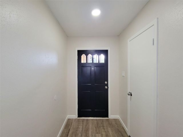 7907 Rumbling Wood Court, Houston, TX 77086