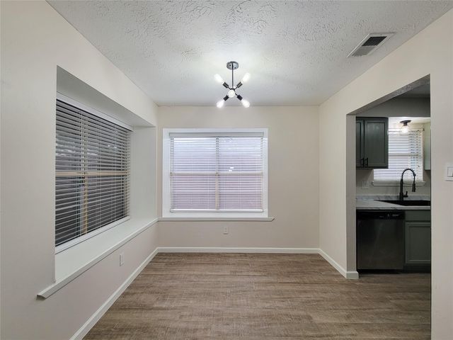7907 Rumbling Wood Court, Houston, TX 77086