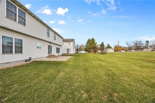 14 Marc Mar Trail, Gates, NY 14606