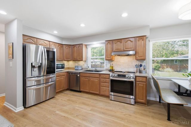 2042 Cortina Drive, Dayton, OH 45459